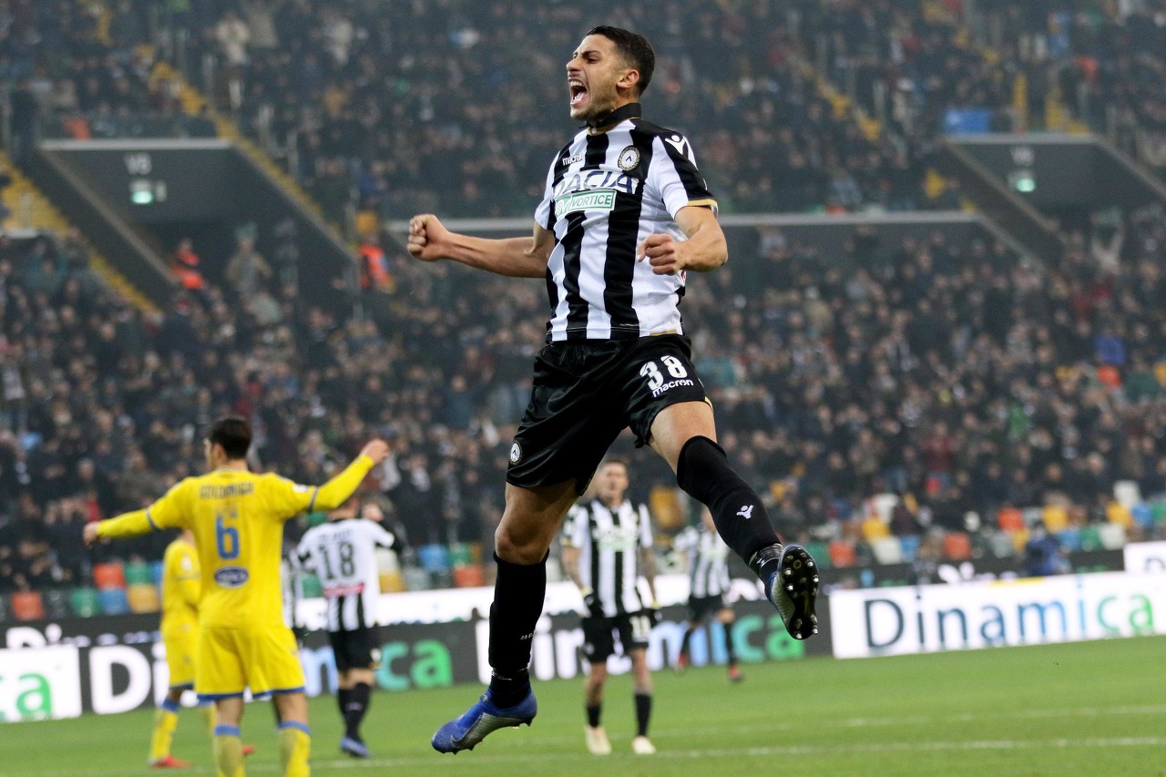 在球场上留 在球场上留