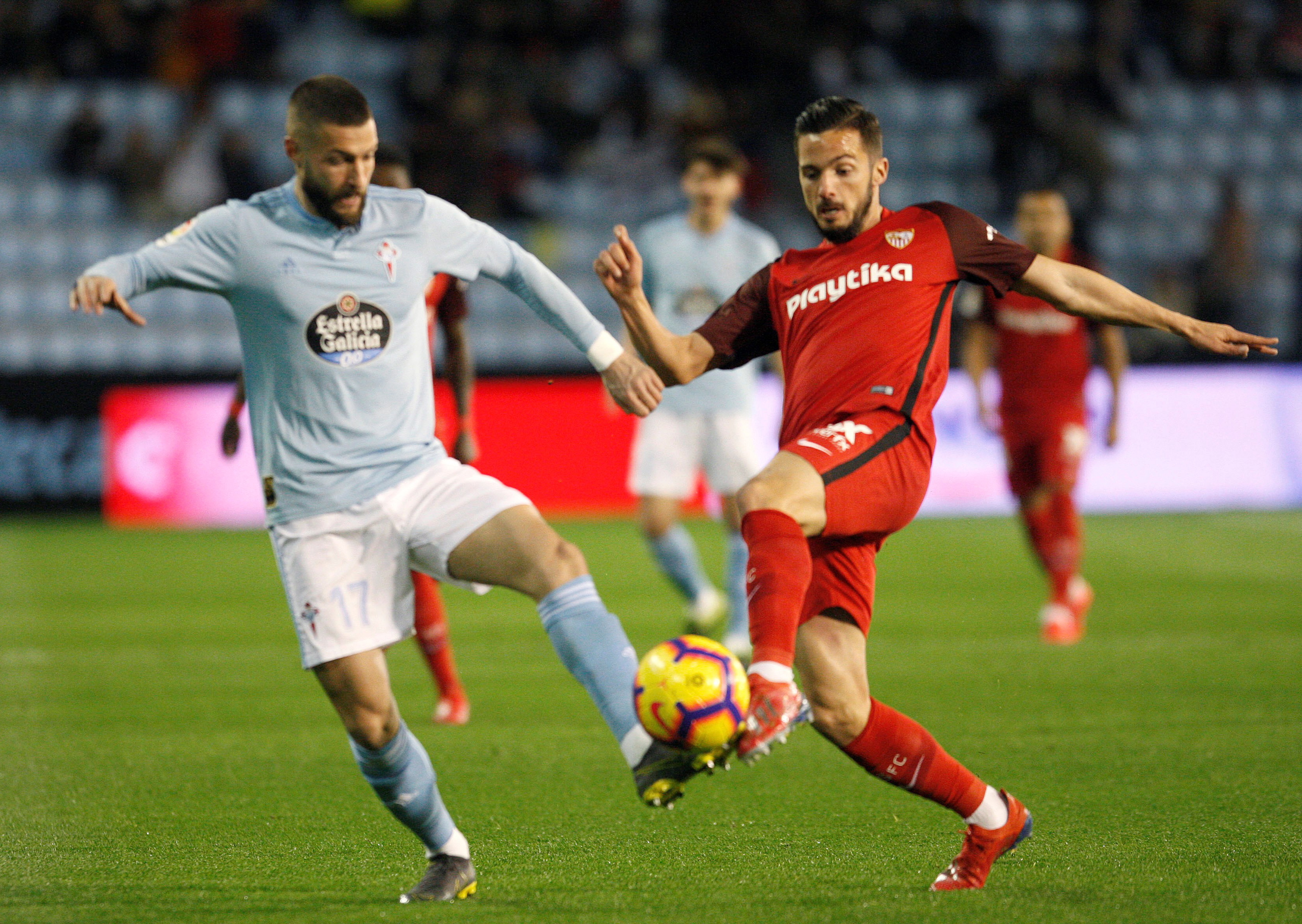 对手缠斗 对手缠斗